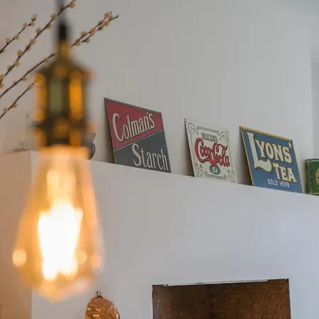 The Tansy House On Queen Street Apartment *