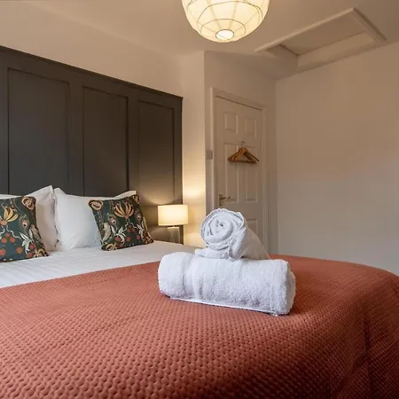 The Tansy House On Queen Street Apartment York