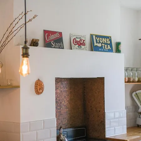 The Tansy House On Queen Street *