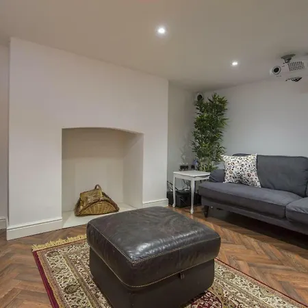 The Tansy House On Queen Street 요크