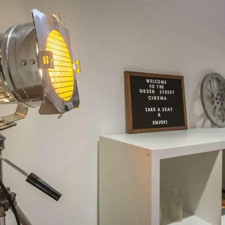 The Tansy House On Queen Street 아파트 *