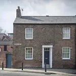 The Tansy House On Queen Street York