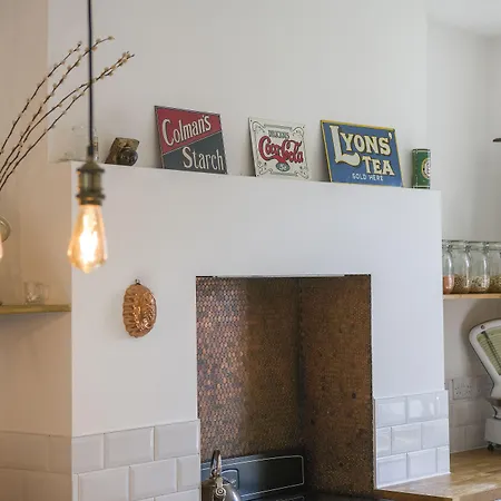 The Tansy House On Queen Street *