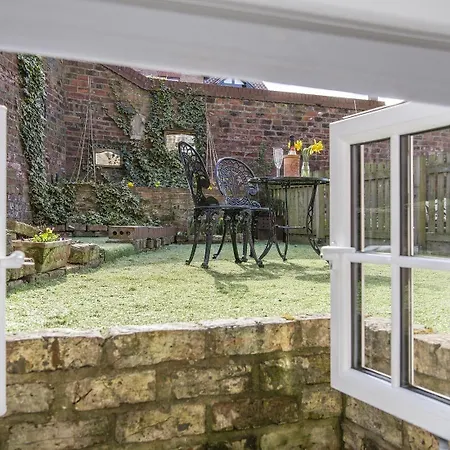 The Tansy House On Queen Street Apartamento York