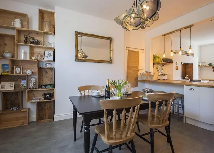 The Tansy House On Queen Street * ヨーク