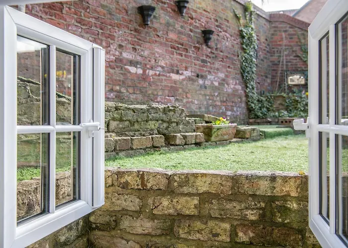 The Tansy House On Queen Street * ヨーク