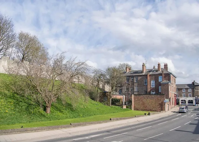 The Tansy House On Queen Street *