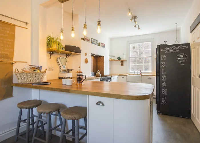 The Tansy House On Queen Street