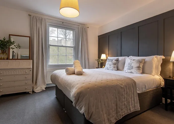 The Tansy House On Queen Street 別荘